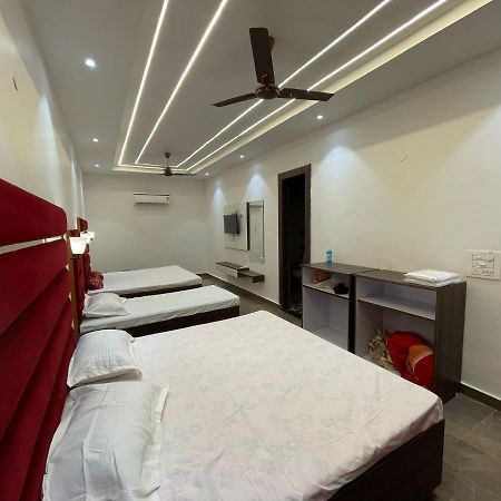 The Bubbles Bed & Breakfast Амритсар Екстериор снимка