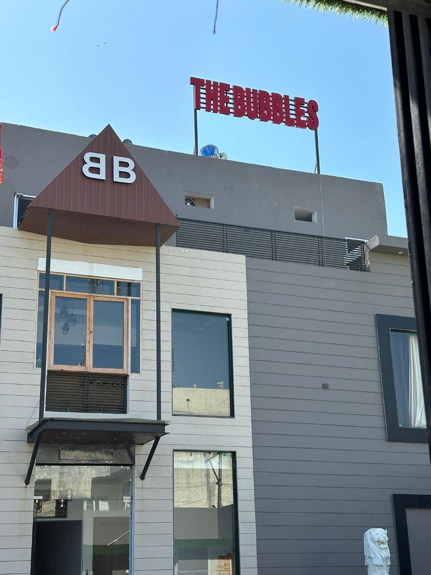The Bubbles Bed & Breakfast Амритсар Екстериор снимка